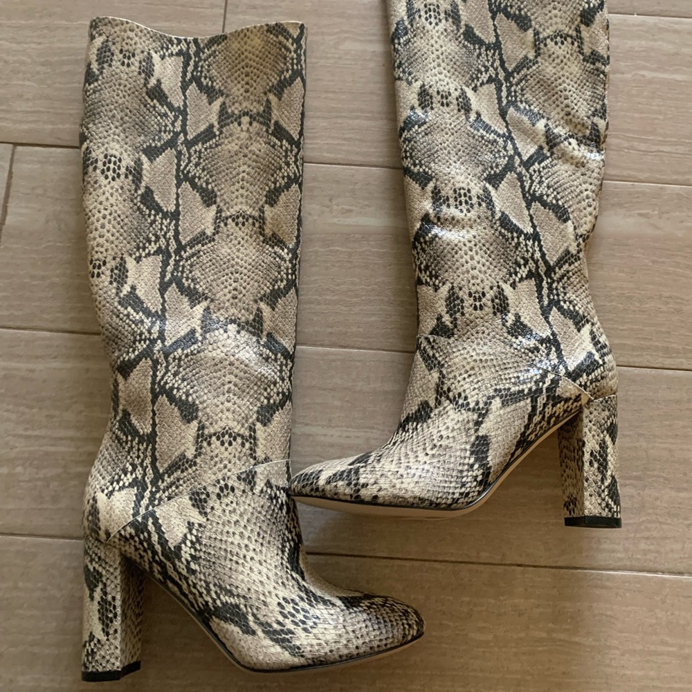Cole Haan Glenda heeled boot- never worn out